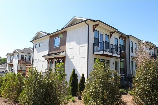 Building Photo - 124 Downing Dr