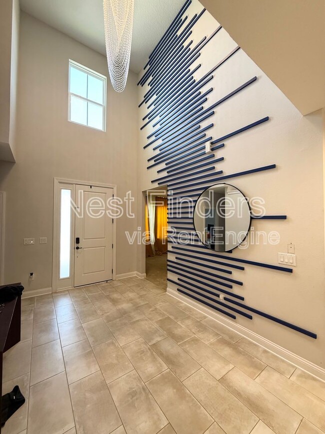 Building Photo - 676 Natureland Cir