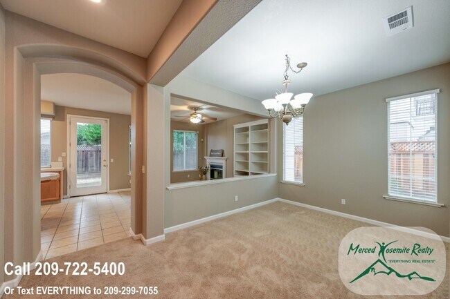Building Photo - 3841 Tern Ct