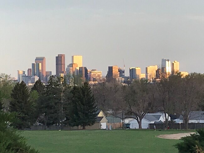 Zuni Park - 5283 Wyandot St