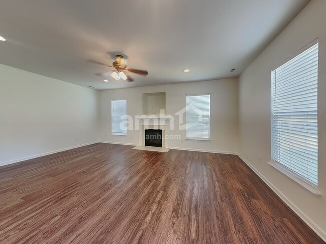 Building Photo - 6923 Babbling Brook Ln