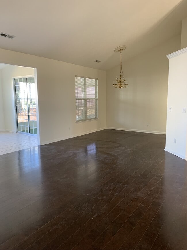 Building Photo - 576 Wildflower Trl