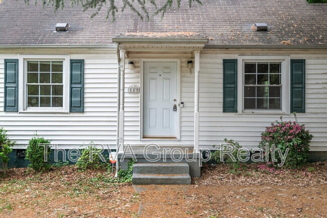 Building Photo - 819 Boroughbridge Rd