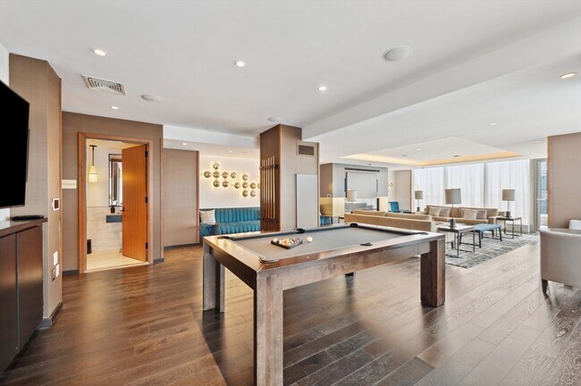 Building Photo - 135 Seaport Blvd