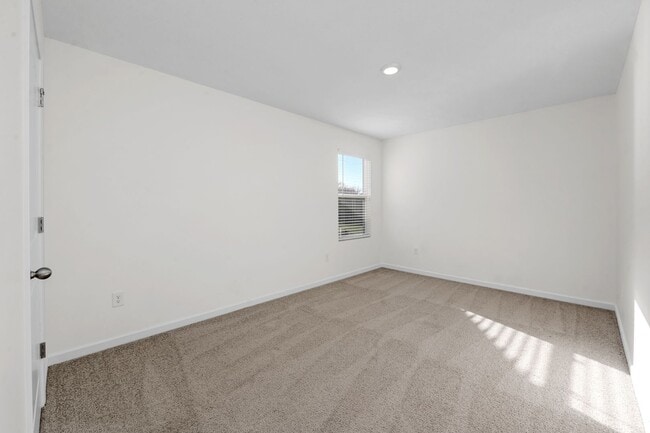 Building Photo - Morrow: New Construction 4 bed, 2.5 Bath home for Rent.