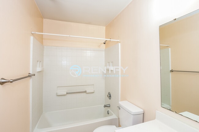 Building Photo - 1630 Pamela Lorraine Dr