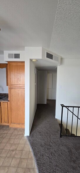 Building Photo - 7913 E Kimsey Ln