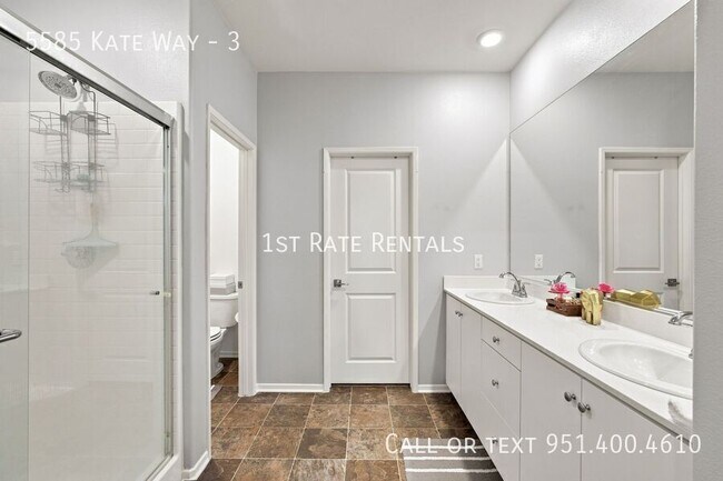 Building Photo - 5585 Kate Way
