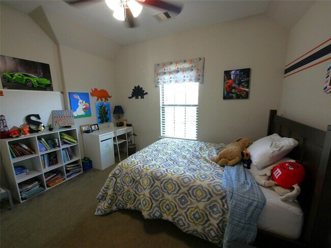 Building Photo - 20715 White Hyacinth Dr