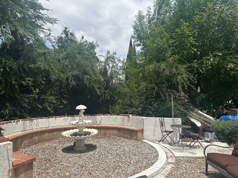 Building Photo - 435 Willapa Ln