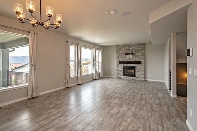 Building Photo - Spacious 5-Bedroom Home with Finished Base...
