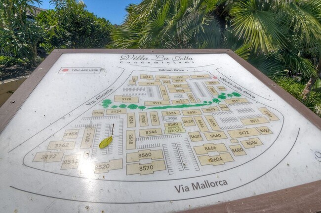 Building Photo - 1 Bedroom, 1 Bathroom Condo in the Villa La Jolla Community
