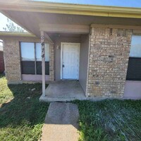 Building Photo - 3414 Colonial Pl