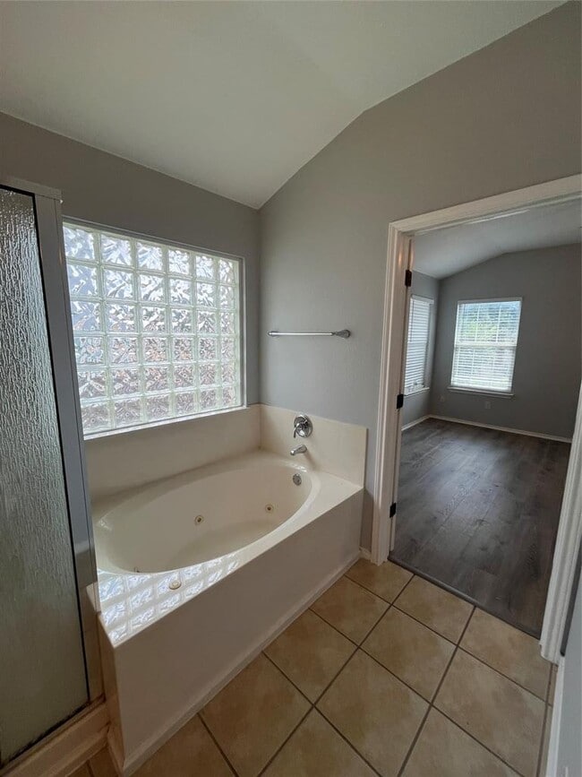 Building Photo - 14525 Ballimamore Dr