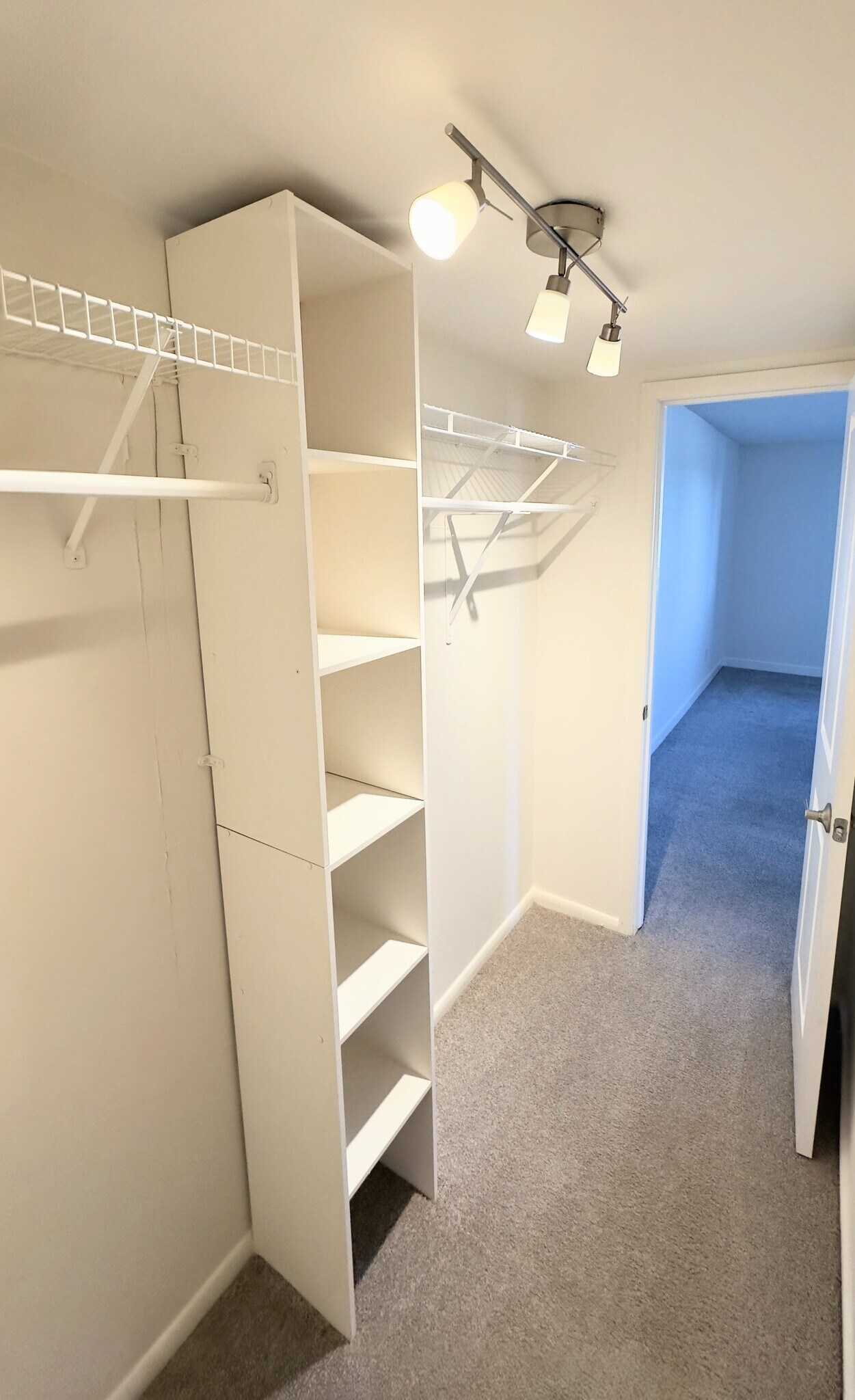 Building Photo - 3053 S Ursula Cir