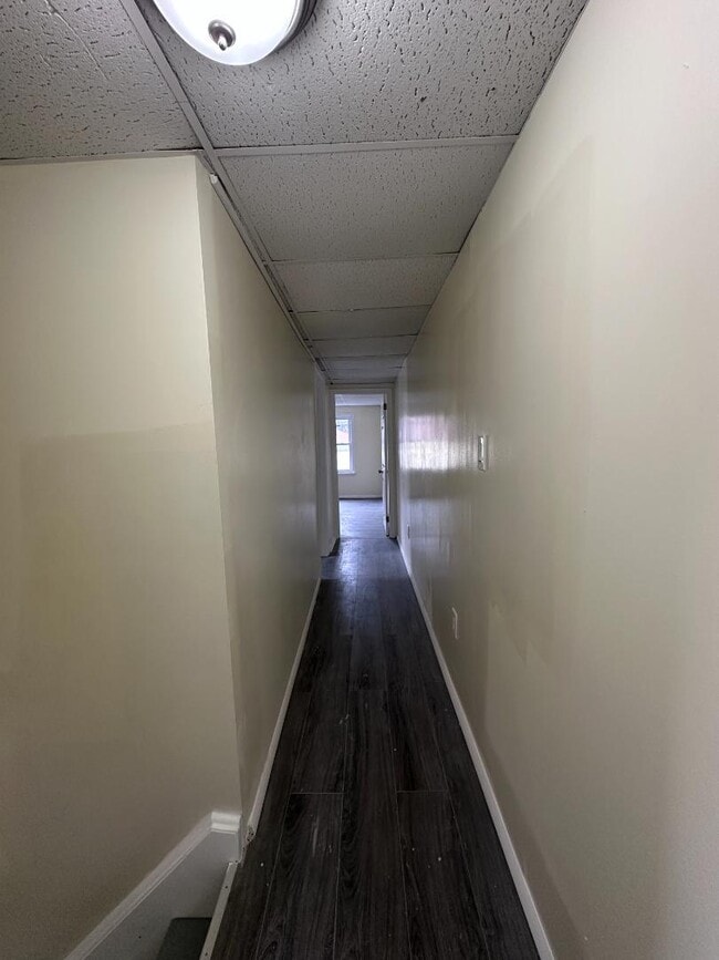 Building Photo - 153 Vine St