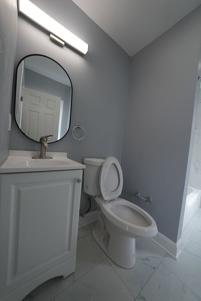 Building Photo - 3 Bedroom 2.5 Bath Home