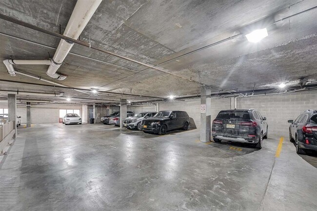 Building Photo - 126 Dudley St