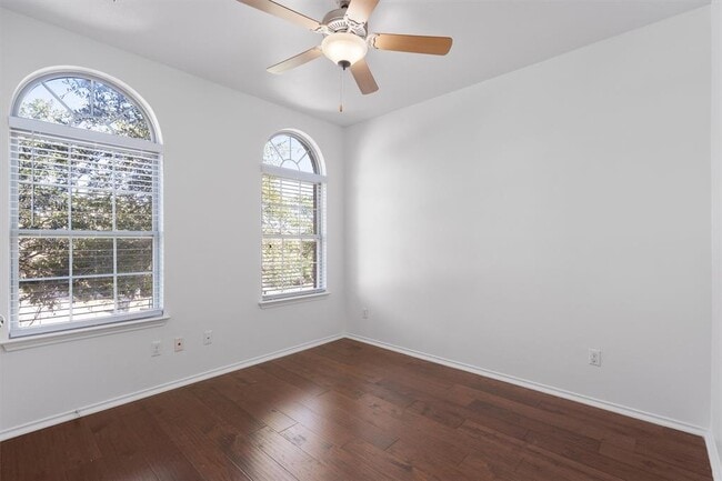 Building Photo - 188 Rock Vista Run