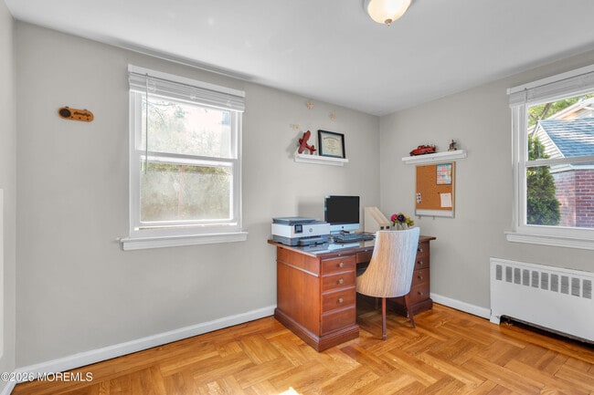 Building Photo - 519 Ryeside Ave