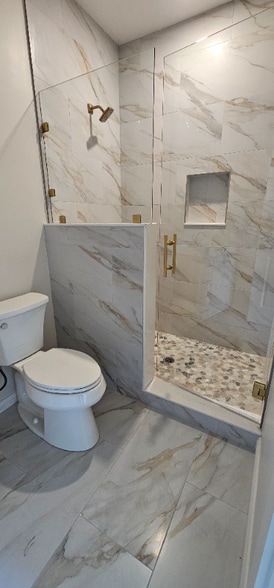 Building Photo - 15 Hadley Pl