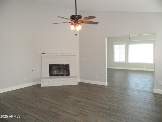 Building Photo - 7864 E Osage Ave