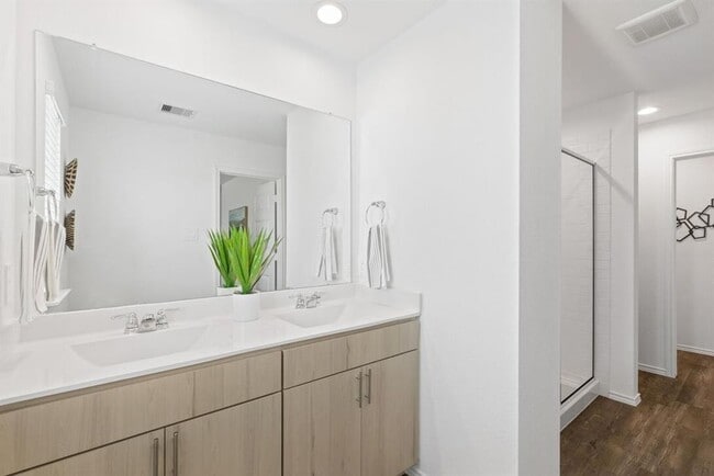 Building Photo - 2615 Weston Breeze Wy
