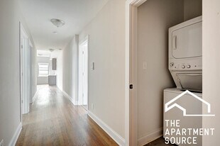 Building Photo - 3407 W Fullerton Ave