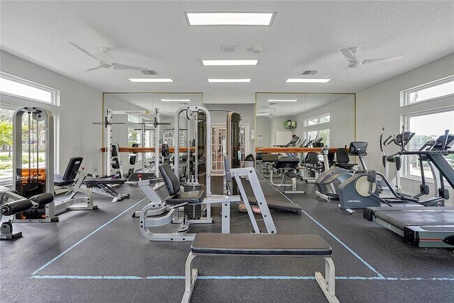 Building Photo - 7705 Apple Tree Cir