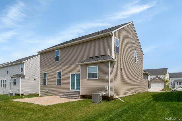 Building Photo - 286 Springview St
