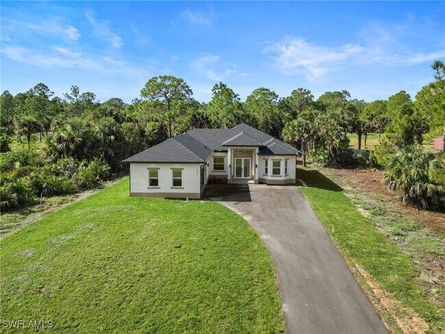 Building Photo - 1081 Desoto Blvd S