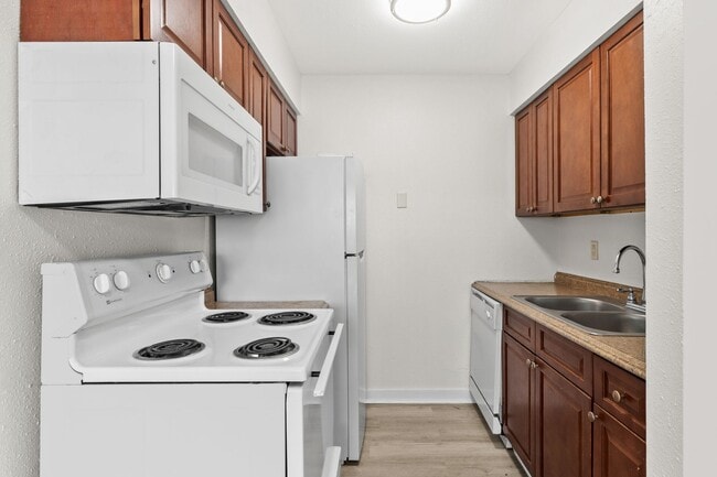 Building Photo - Tower Grove Gem