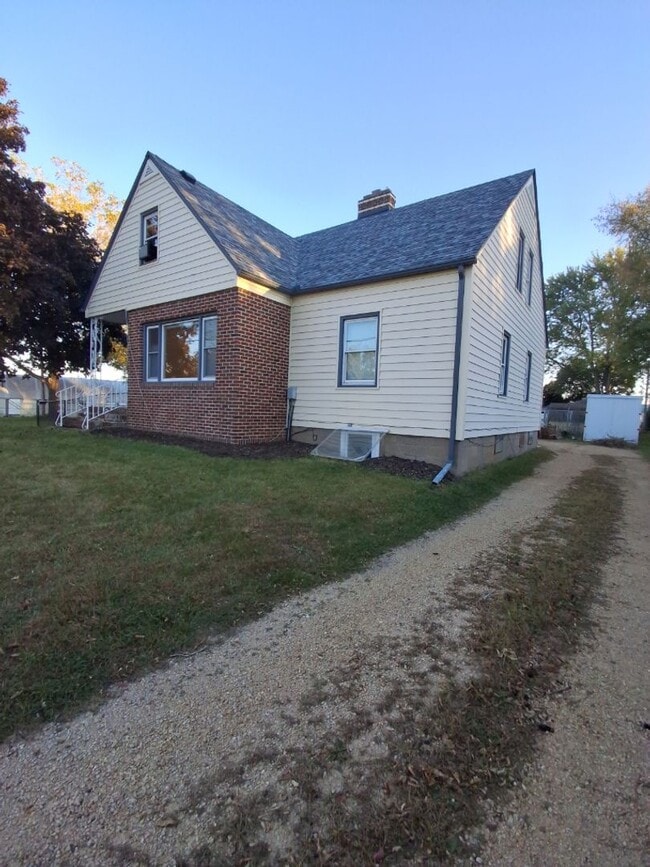 Building Photo - 5557 146th St N