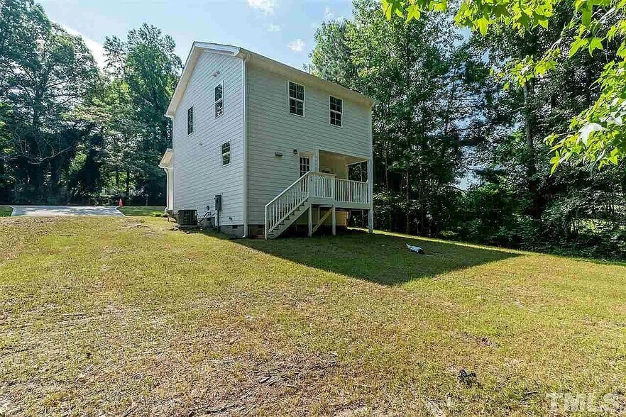 Building Photo - 2526 Sumter Dr