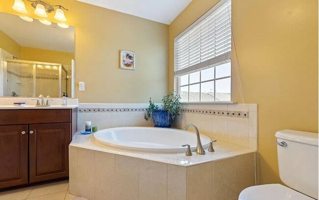 Building Photo - End Unit townhouse w/bump out in Ballenger Creek ready for you mid May!