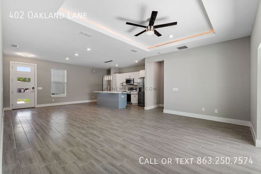 Building Photo - 402 Oakland Ln