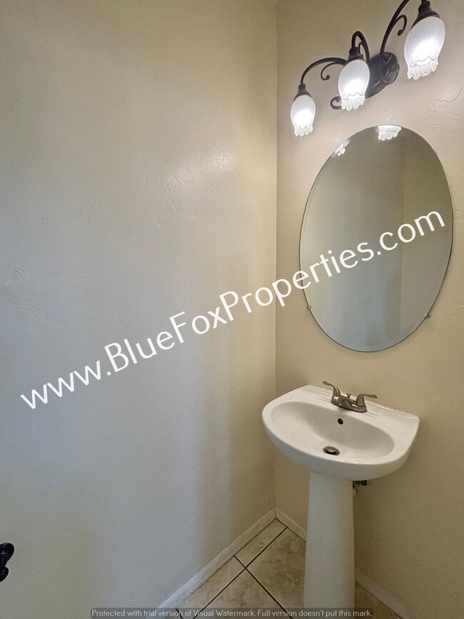 Building Photo - 13303 E Almond Crest Dr