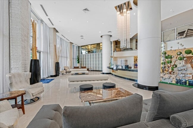 Building Photo - Designer Furnished Beauty at One Las Vegas!