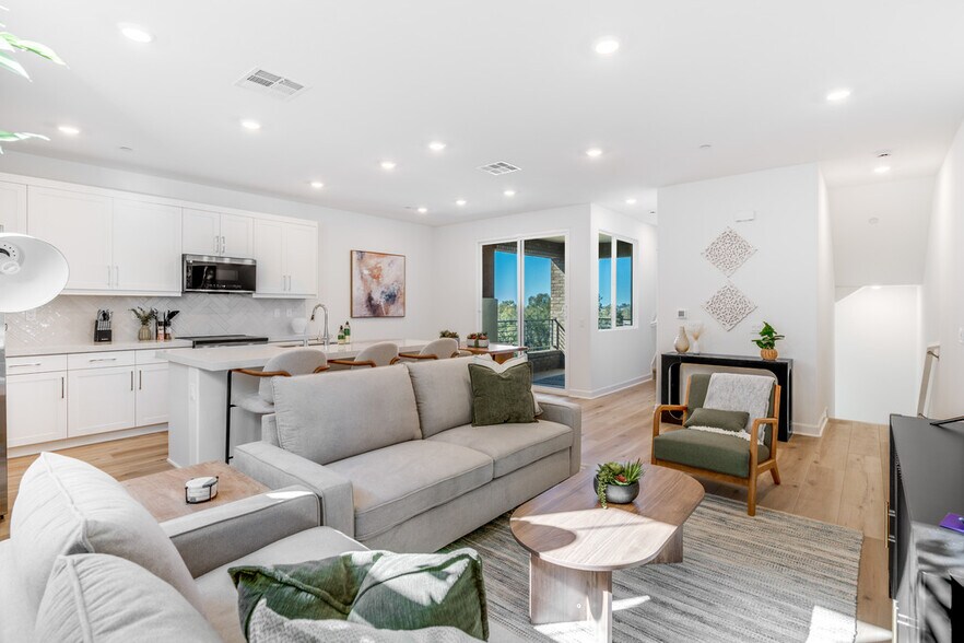 Building Photo - 414 Caliper Way