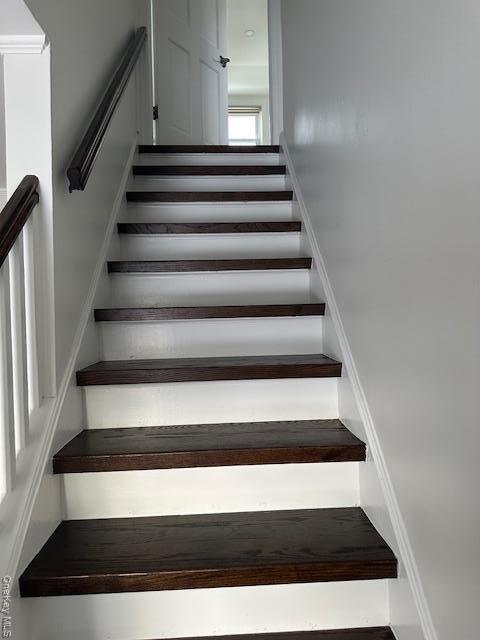 Building Photo - 106 Bregman Ave