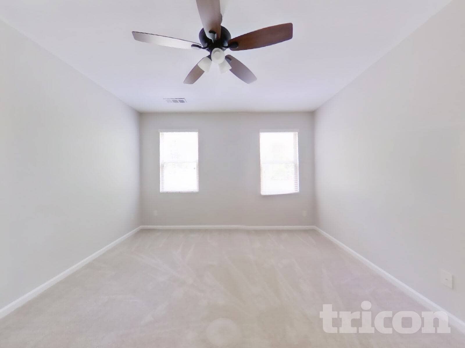 Building Photo - 474 Lake Ridge Ln