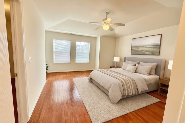 Building Photo - 1829 Crenshaw Cir