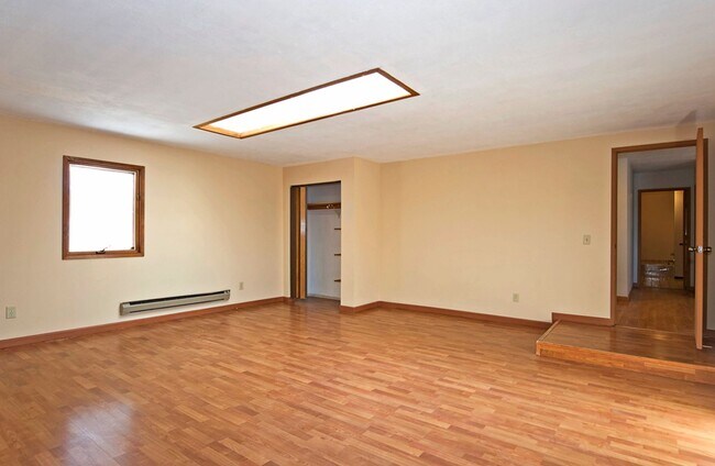 Building Photo - Spacious 4-Bedroom Home in the Heart of Midtown