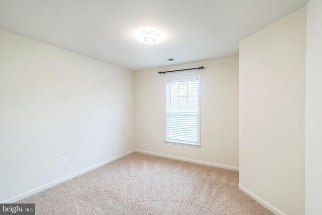 Building Photo - 42385 Trellis Square