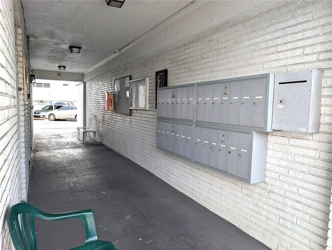 Building Photo - 5850 18th St N