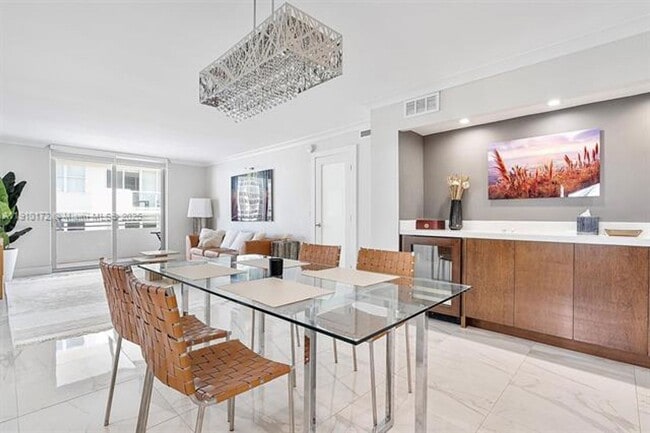 Building Photo - 5555 Collins Ave