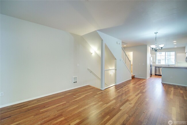 Building Photo - 2bd/2.25ba Bothell Townhome