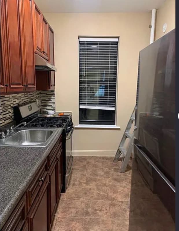 Building Photo - 8814 Bay Pkwy