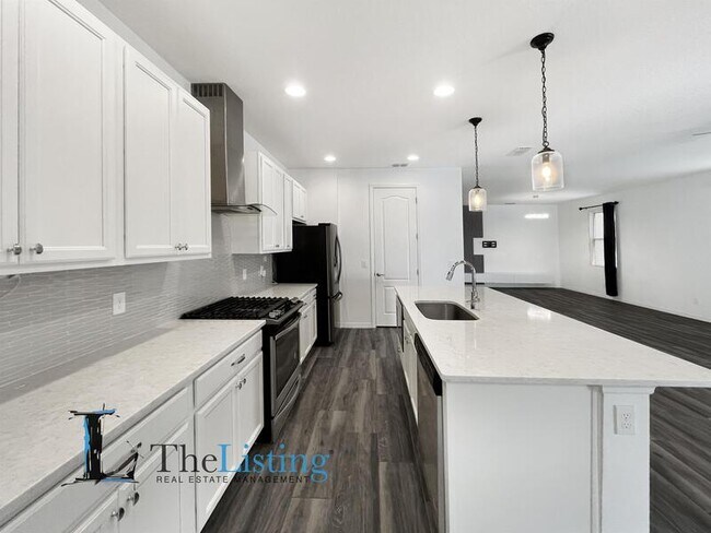 Building Photo - 14359 Shocklach Dr