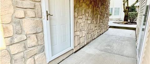 Building Photo - 1090 Schmidt Ln